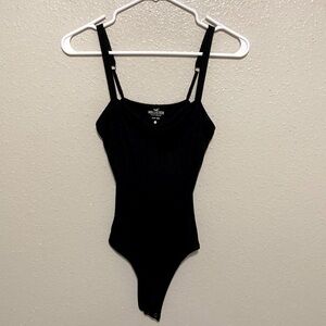 Hollister Slim Tank Bodysuit Size Medium Never Worn